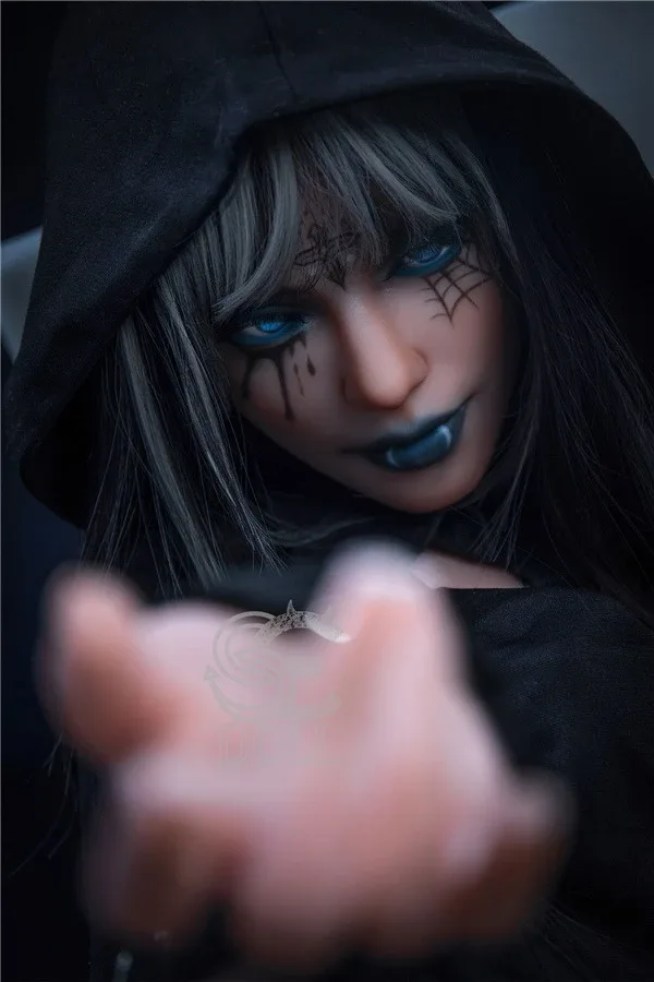 Mysterious Sexy Vampire Sex Doll Aubrielle 166cm view 5