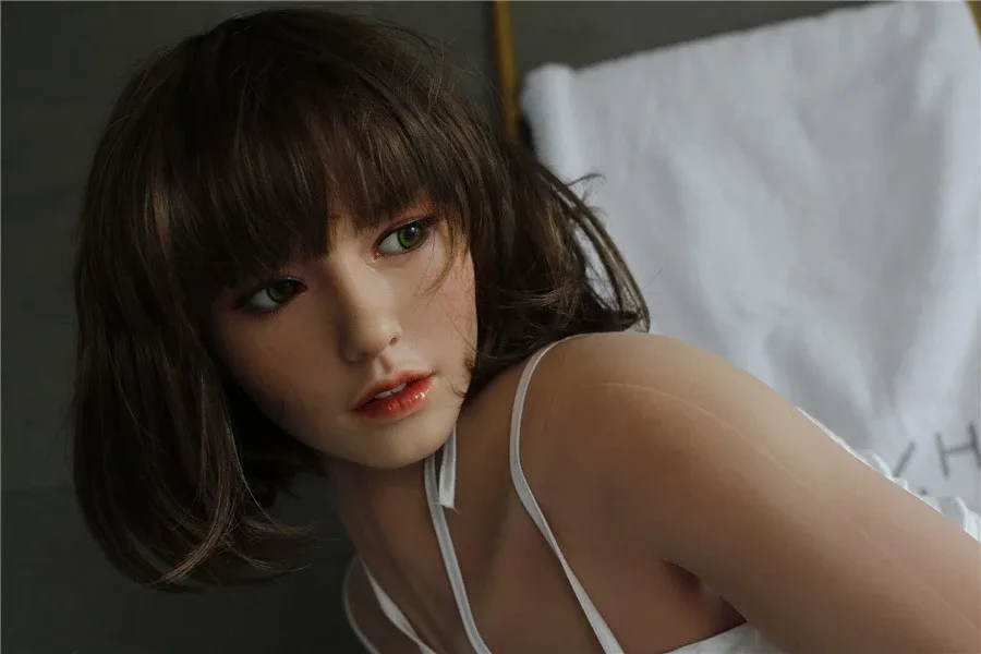 Big Booty Short Hair Silicone Sex Doll Ezra 165cm view 5