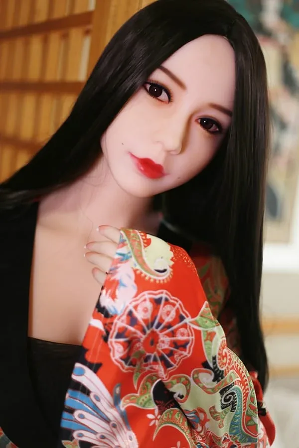 Realistic Life-size Sexy Japanese Sex Doll Rosie 168cm view 3