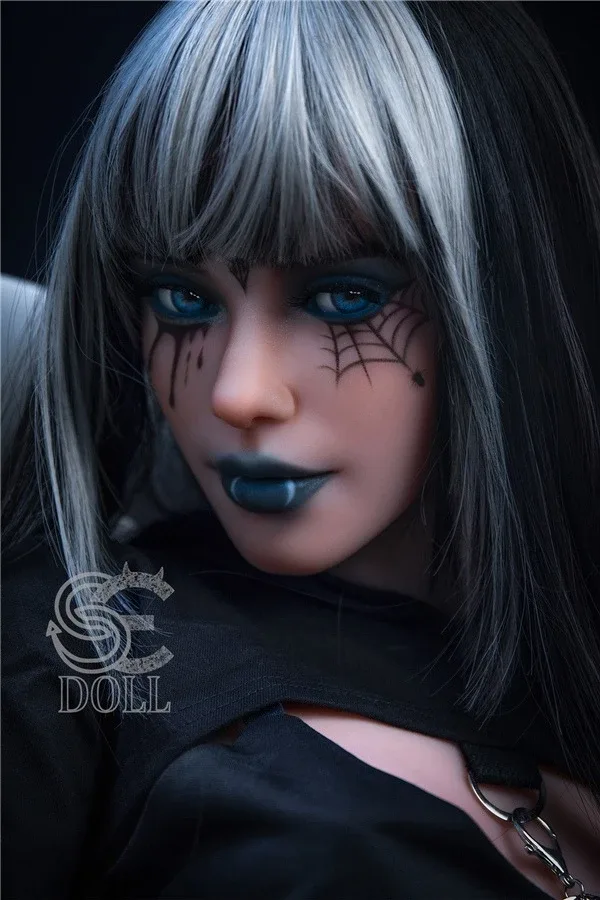 Sexy Vampire Sex Doll Aubrielle 166cm view 6